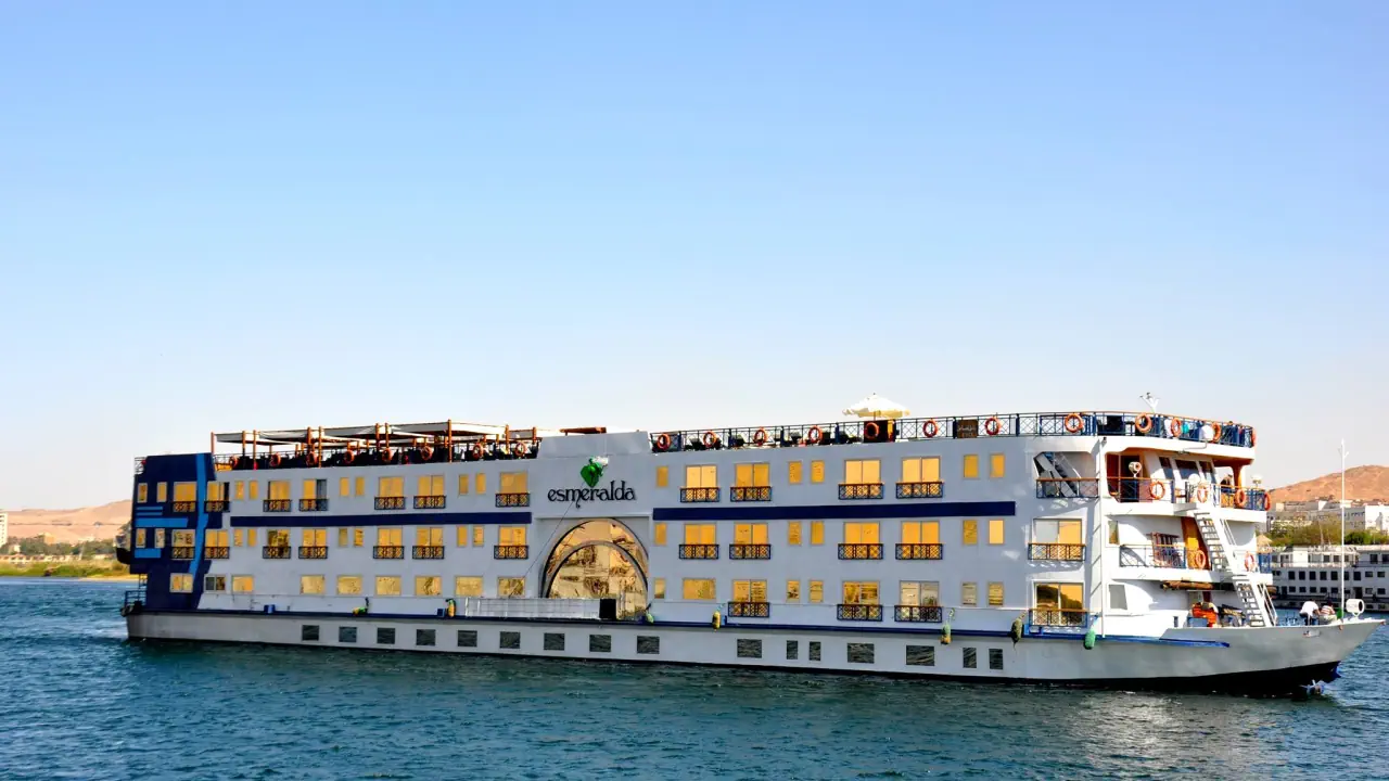 رحلة الباخرة إسميرالدا