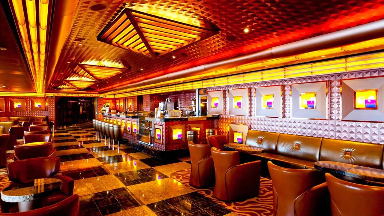 Deliziosa Costa Deliziosa: Elegant, luxurious cruise ship with outstanding amenities and design.