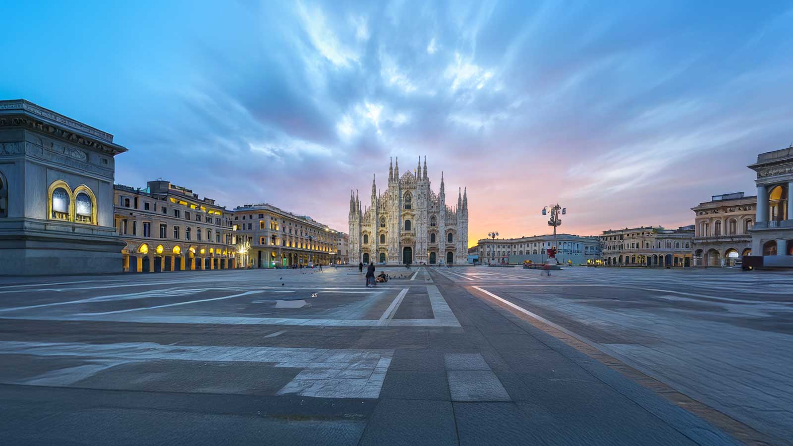 رحلات ساحـل الأحـلام الإيطالـي  مع ممفيس للسياحة